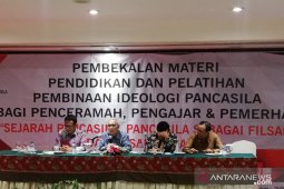 Try Sutrisno sebut orang kaya makin susah diajak bermasyarakat