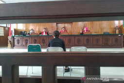 Kasus kadis pukul kepala desa, tiga warga dihadirkan sebagai saksi