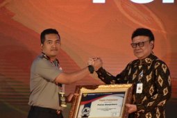Polres Banjarbaru meraih penghargaan pelayanan publik sangat baik