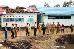 Bupati bantu korban puting beliung Jejangkit-Mandastana