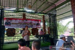 Kapolres Tapanuli Selatan ngopi bareng bersama wartawan