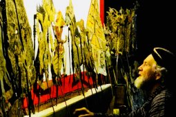 Dalang berkebangsaan Swedia dalangi pementasan wayang kulit Lakon Dewa Ruci