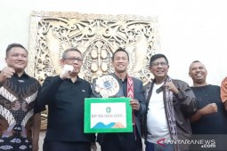 Minggu pagi, Daud Yordan diarak keliling Pontianak