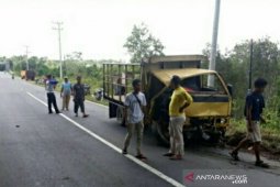 Satlantas Polres Bangka Barat evakuasi mobil kecelakaan tunggal