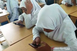 MTsN Nagan Raya terapkan ujian semester secara daring