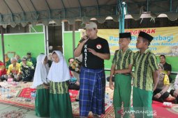Warga terpencil geger kedatangan Paman Birin