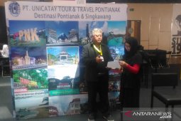 Hampir semua travel posisinya "tiarap" karena banyaknya online