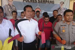 Polisi tangkap enam pemilik senjata tajam saat pilkades ricuh di Sampang