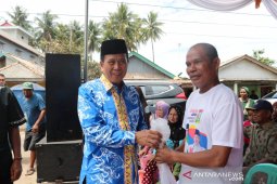 Bupati Bangka Tengah sudah mendaftar di tiga partai politik