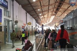 Penumpang KA angkutan Natal dan tahun baru di Madiun diprediksi naik 4 persen