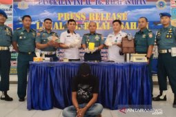 Lanal TBA tangkap TKI ilegal bawa narkotika dari Malaysia