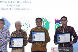 Kota Malang raih dua penghargaan