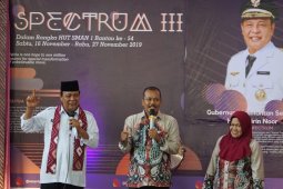 Sri sujud syukur diumrahkan Paman Birin
