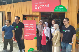 Pesanan Bubur Pak H Amid meningkat setelah gabung GoFood