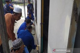 Satpolair Banjarmasin lakukan Gerakan Indonesia Bersih
