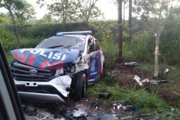 Mobil Satlantas Tanah Laut tabrakan