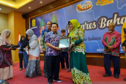 Delapan pelestari seni budayaBanjarmasin diberi penghargaan