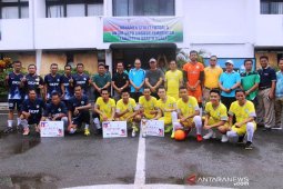 Disdik juara futsal antarSKPD Pemkab Batola
