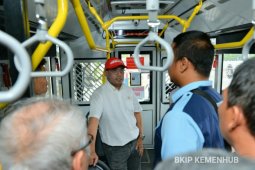 Menhub tinjau Terminal Pulo Gebang Jelang Natal