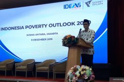 Parni Hadi:  Memberantas kemiskinan dimulai dari pembangunan