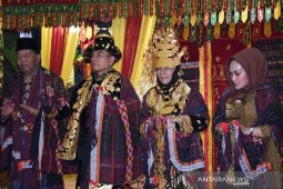 Istri Moeldoko ditabalkan marga Nasution