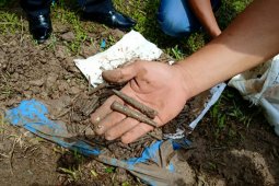 Ingin jadikan liontin, bocah SD di Aceh Utara terluka karena peluru meledak