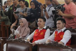 Tiga terdakwa konten asusila "ikan asin" divonis berbeda