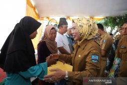 Pemkab Serang bantu pedagang Pasar Baros Rp549 juta