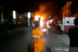 Empat buah bangunan di Banjarmasin terbakar