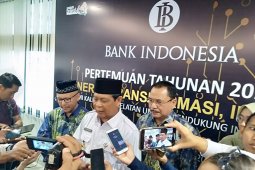 Gubernur Kalsel mengakui pertumbuhan ekonomi daerahnya melamban