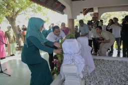 TP PKK Aceh ziarah ke Makam Keumalahayati