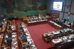 Mendikbud tegaskan UN tidak dihapus namun diganti asesmen kompetensi