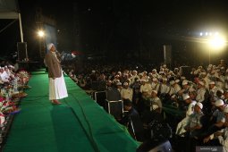 Ribuan jamaah hadiri Tanah Laut Bersholawat