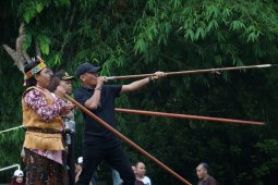 Gubernur minta masyarakat terlibat aktif pariwisata