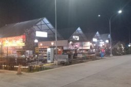 Tempat peristirahatan  tol jadi ajang pasar produk lokal