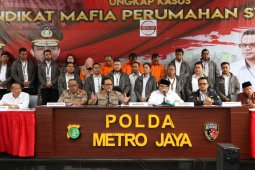 Dua buronan kasus penipuan perumahan syariah masih diburu polisi