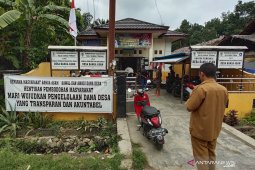 Warga Desa di HST tuntut transparansi dana desa