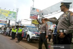 Polda Jabar larang warga berwisata menggunakan mobil bak terbuka