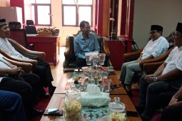 Jalin silaturahmu, DMI audiensi dengan Ketua DPRD Surabaya