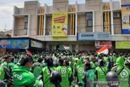 Pasang tarif lebih murah, Gojek dan Grab geruduk kantor Maxim