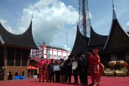 Pawai "Arak Bako" Solok jadi warisan budaya tak benda
