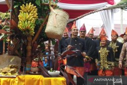 Peluncuran tahapan Pilkada Rejang Lebong dilakukan secara adat