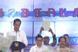Presiden serahkan sertifikat tanah warga di Tarakan