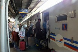 Penumpang KA jarak jauh diperkirakan terus meningkat