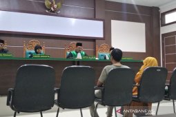 Kepsek dan wakepsek di Aceh Jaya divonis hukuman cambuk 30 kali