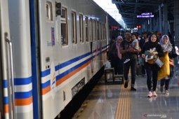 Kawanan maling  barang penumpang di kereta api ditangkap