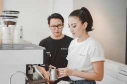 Es kopi susu kekinian paling dicari sepanjang 2019