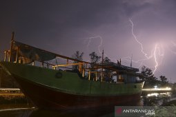 Waspada cuaca buruk