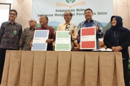 Buku trilogi "Indonesia Menghadapi Perubahan Iklim" dari KLHK