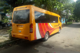 Tapin Terima Bantuan Bus Pelajar dari Kemenhub